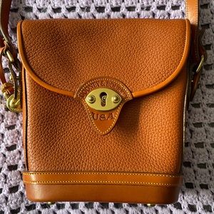 Dooney & Bourke